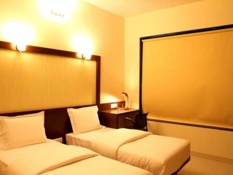 Eco Inn Пюн Екстериор снимка